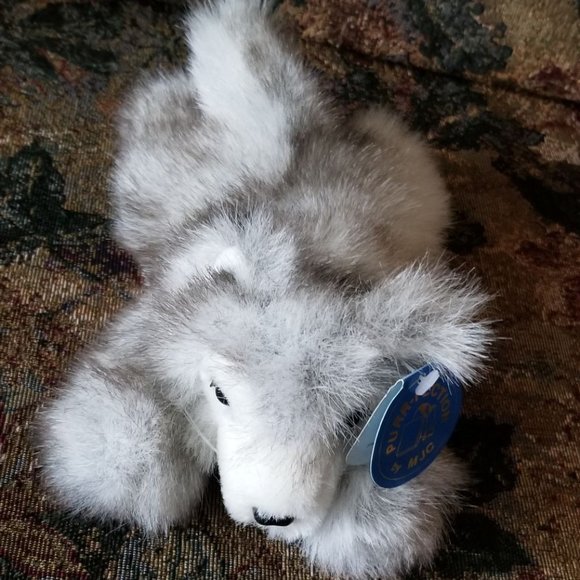 Grey wolf, small, soft toy, plush toy, realistic looking, animal toy classic - Picture 3 of 9
